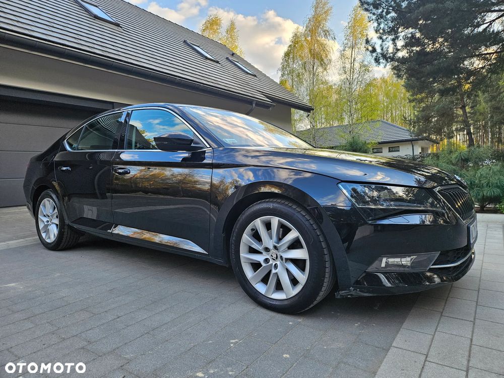 Skoda Superb 2.0 TDI Style - 4