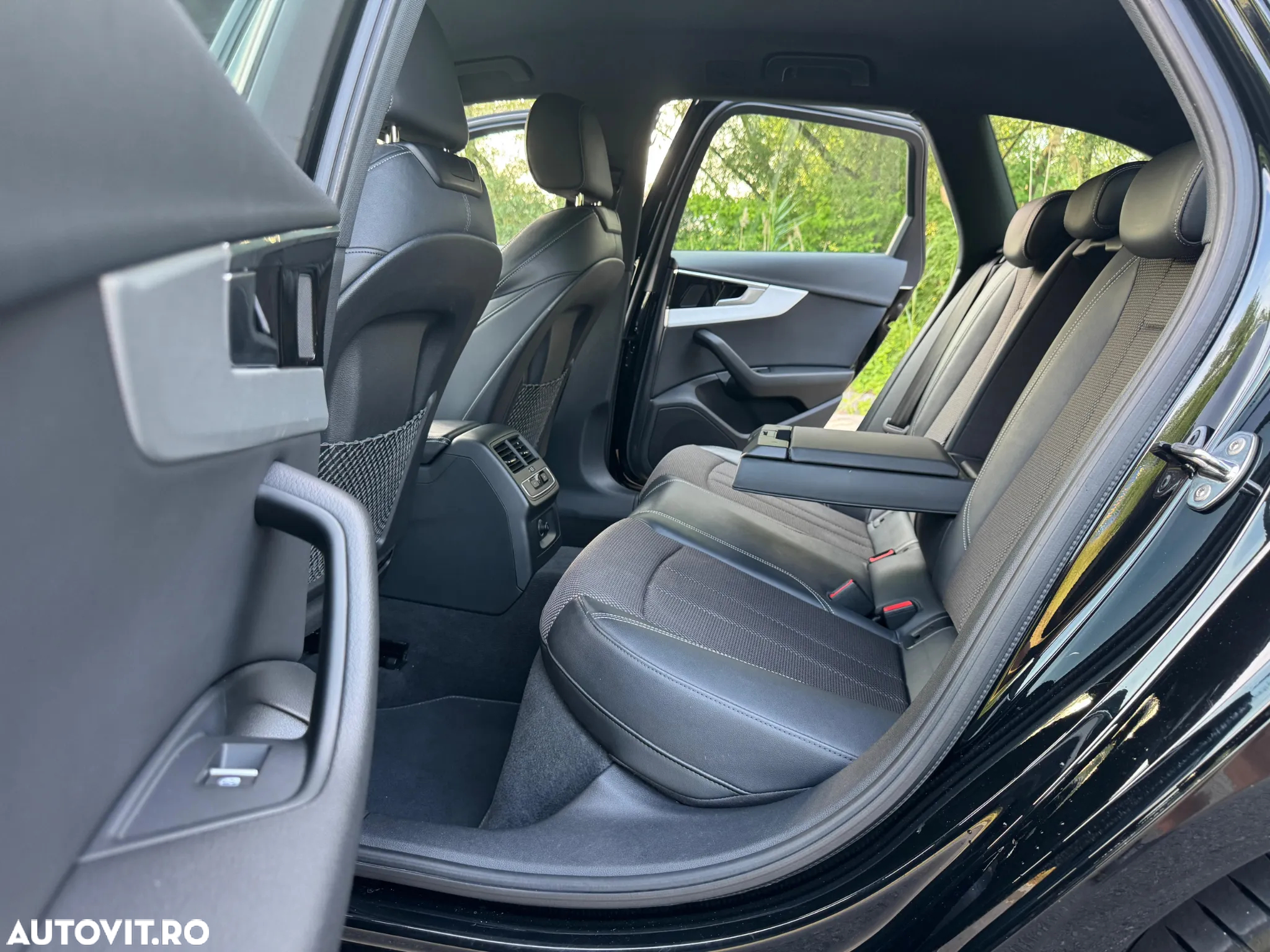 Audi A4 Avant 35 TDI S tronic S line - 30