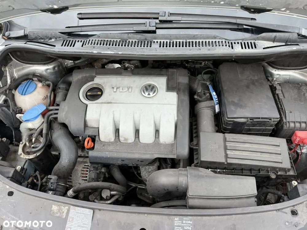 Volkswagen Touran 1.9 TDI DPF Conceptline - 40