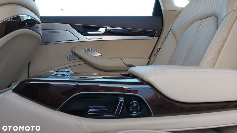 Audi A8 - 34