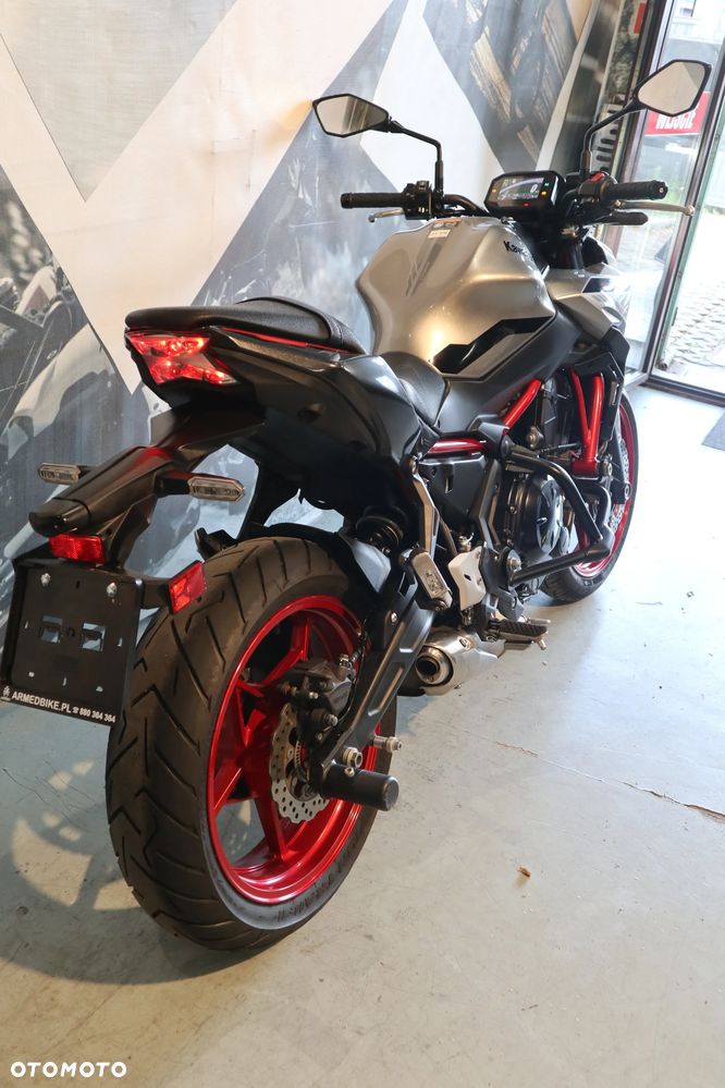 Kawasaki Z 650 - 27