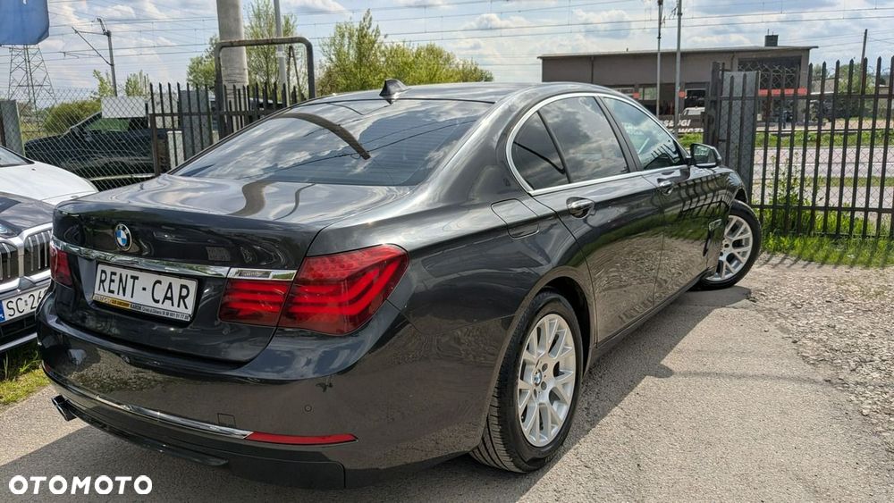 BMW Seria 7 - 10