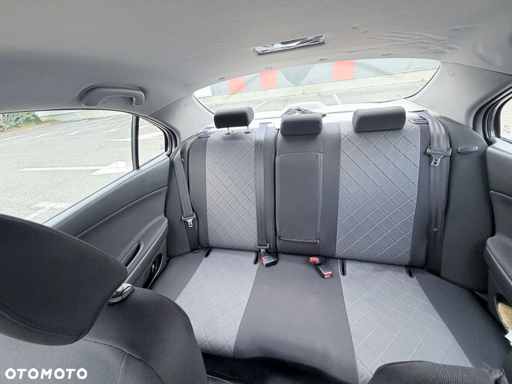 Nissan Primera - 13