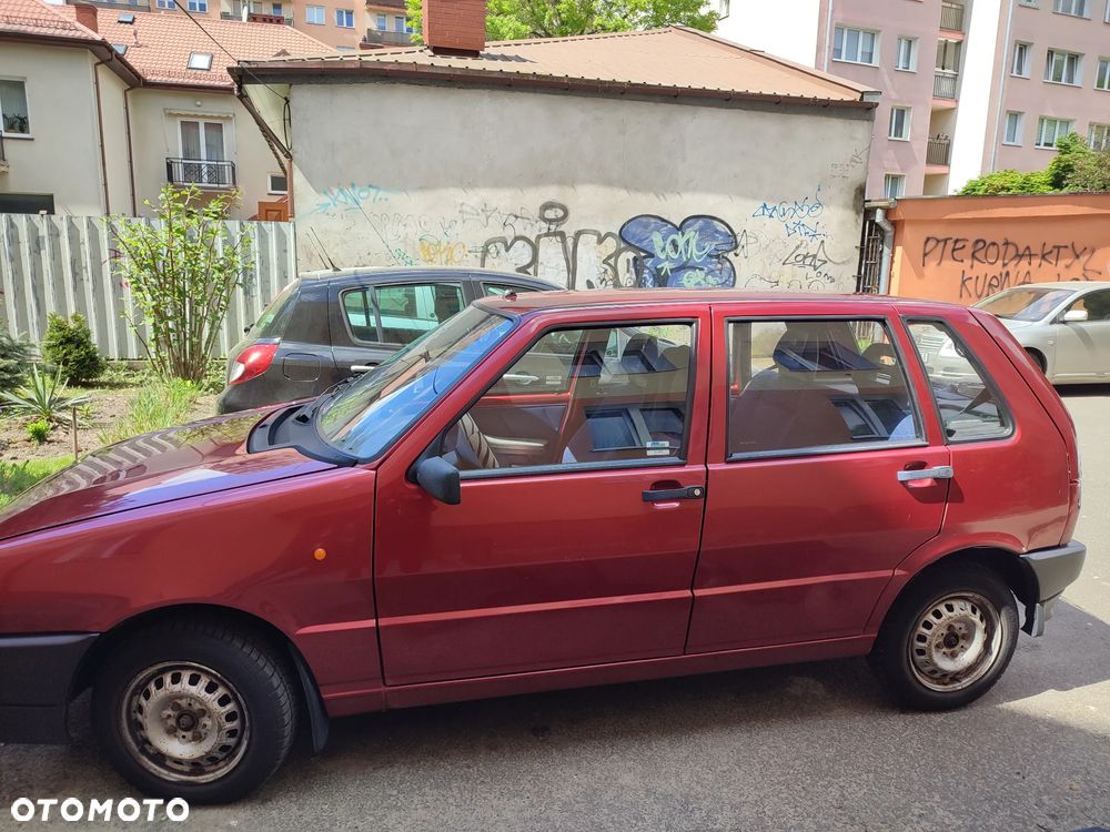 Fiat Uno 899 - 1