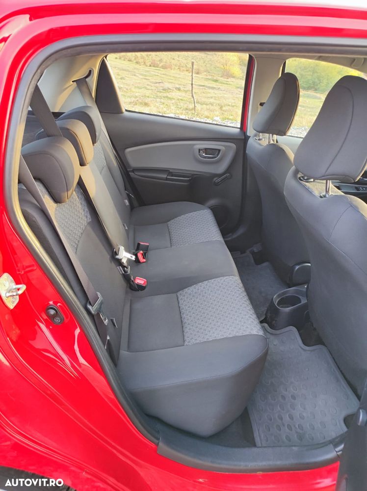 Toyota Yaris 1.3 VVT-i Luna - 9