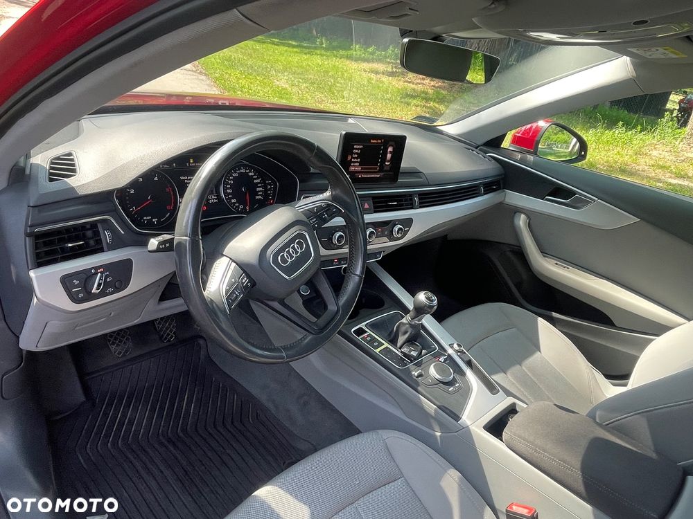 Audi A4 Limousine 2.0 TDI - 12