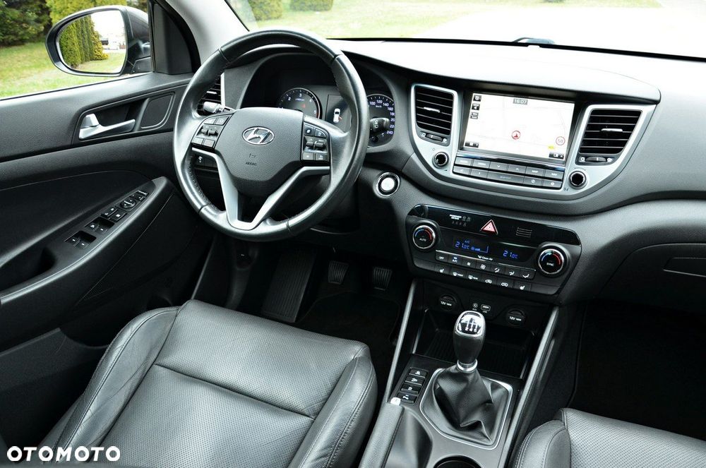 Hyundai Tucson blue 1.7 CRDi 2WD Advantage - 38