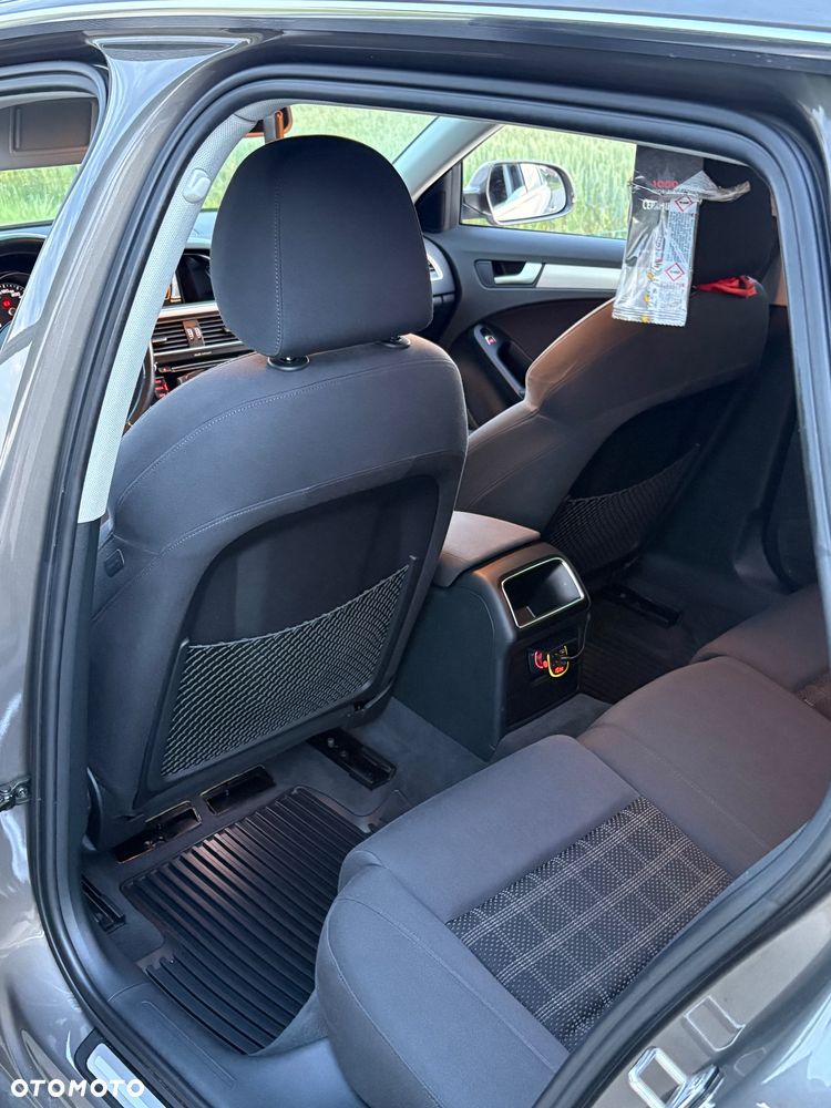 Audi A4 Avant 2.0 TDI Quattro - 17