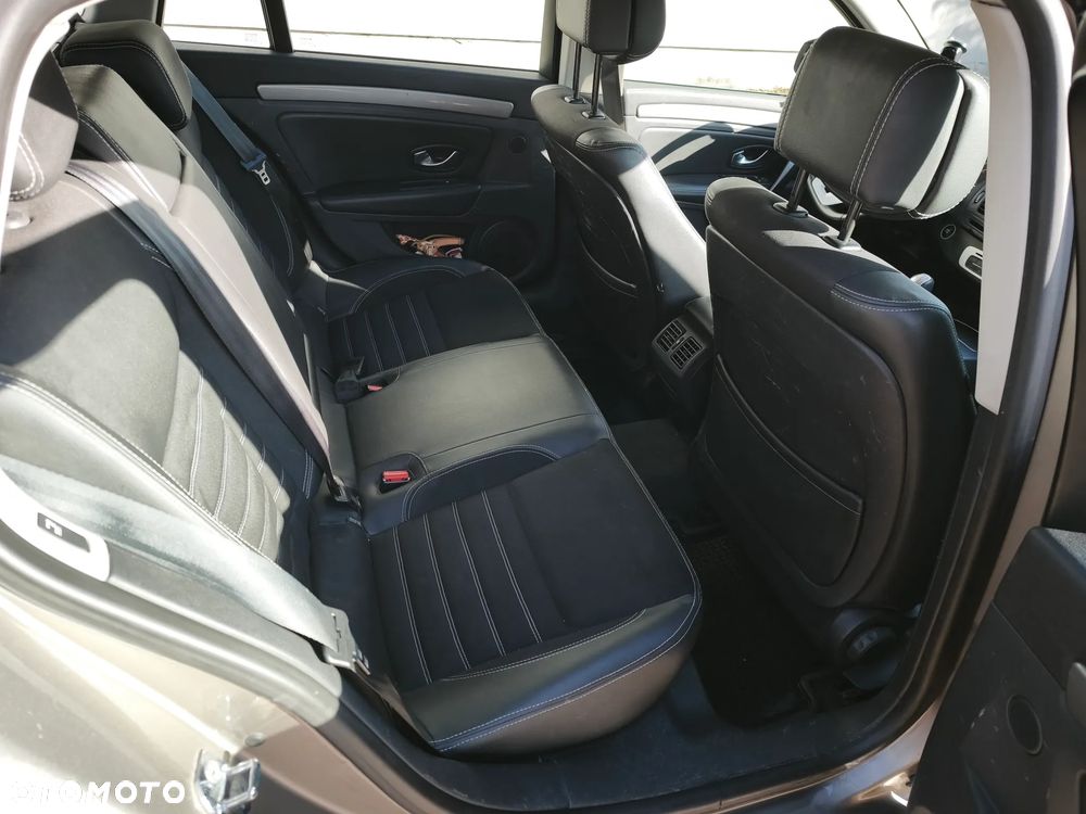 Renault Laguna 2.0 dCi Black Edition - 9