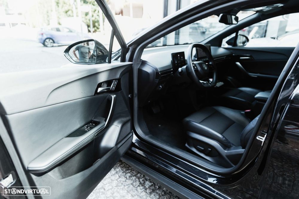 MG MG4 77 kWh Luxury Long Range - 9