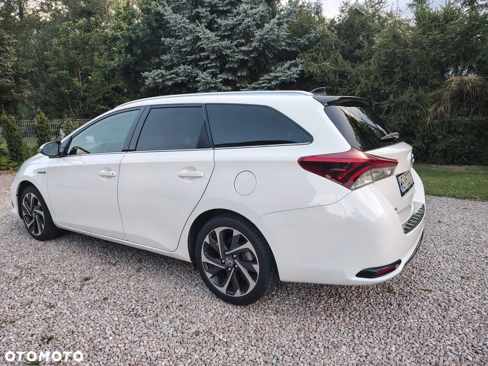 Toyota Auris - 15