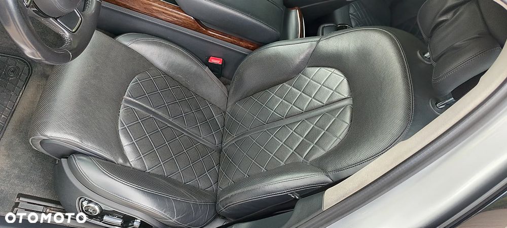 Audi A8 4.2 TDI Quattro - 11