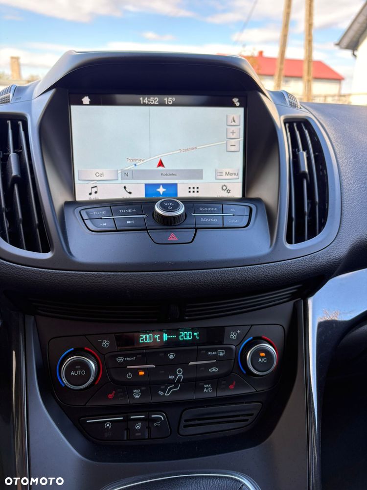 Ford Kuga 2.0 TDCi 2x4 Titanium - 18