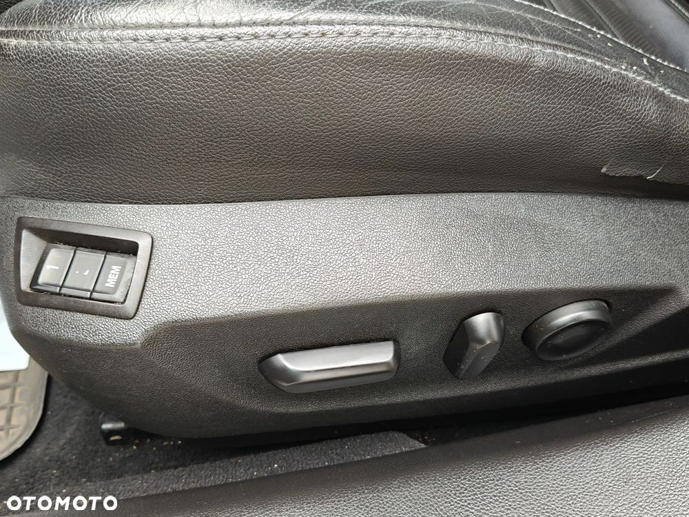 Opel Insignia 2.0 T Cosmo - 16