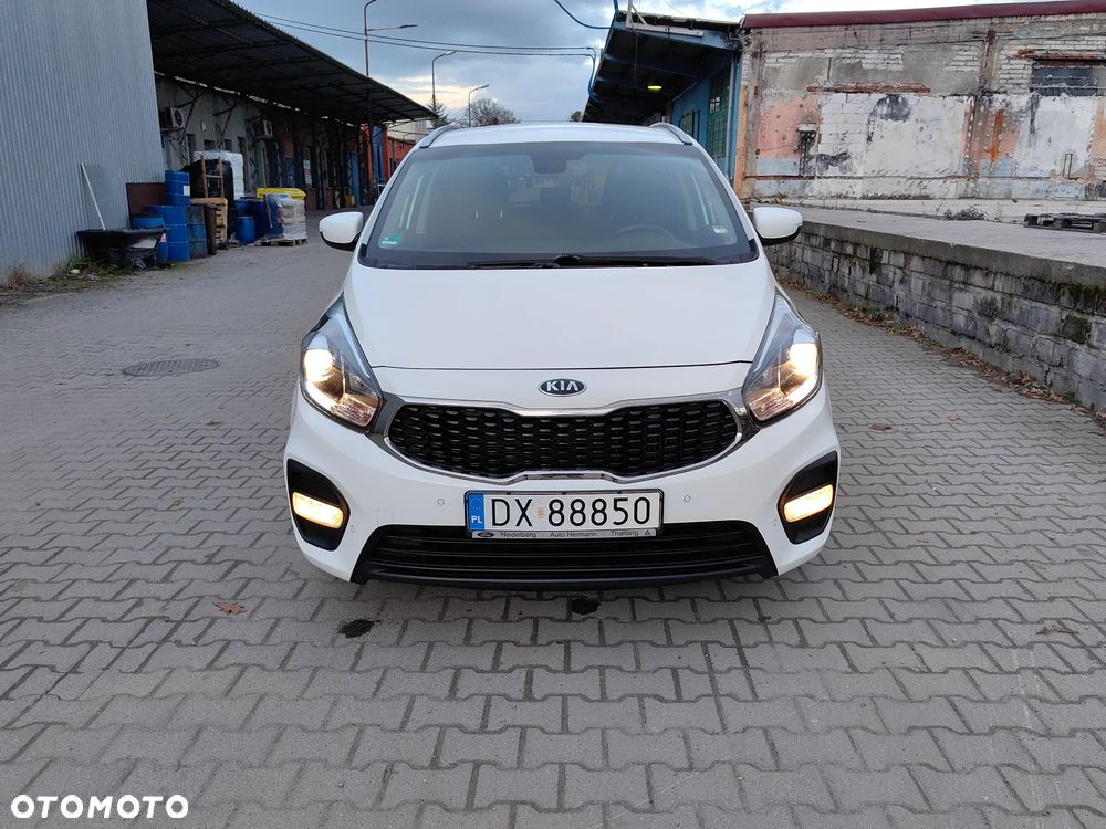 Kia Carens 1.7 CRDi 141 UEFA EURO 2016 - 3