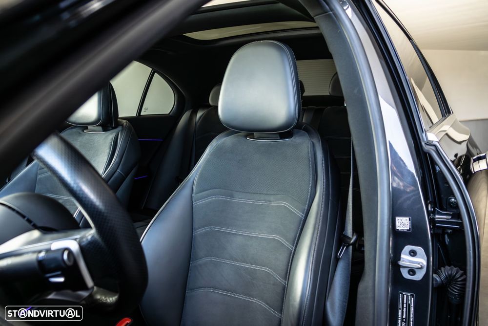 Mercedes-Benz E 300 - 28