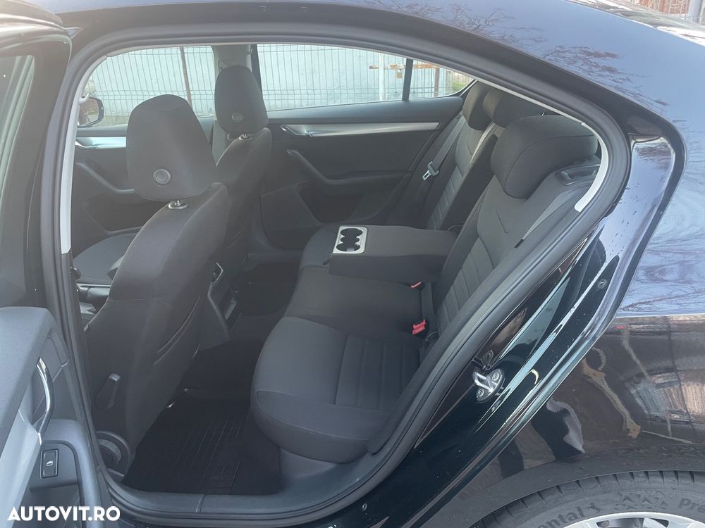 Skoda Octavia - 16