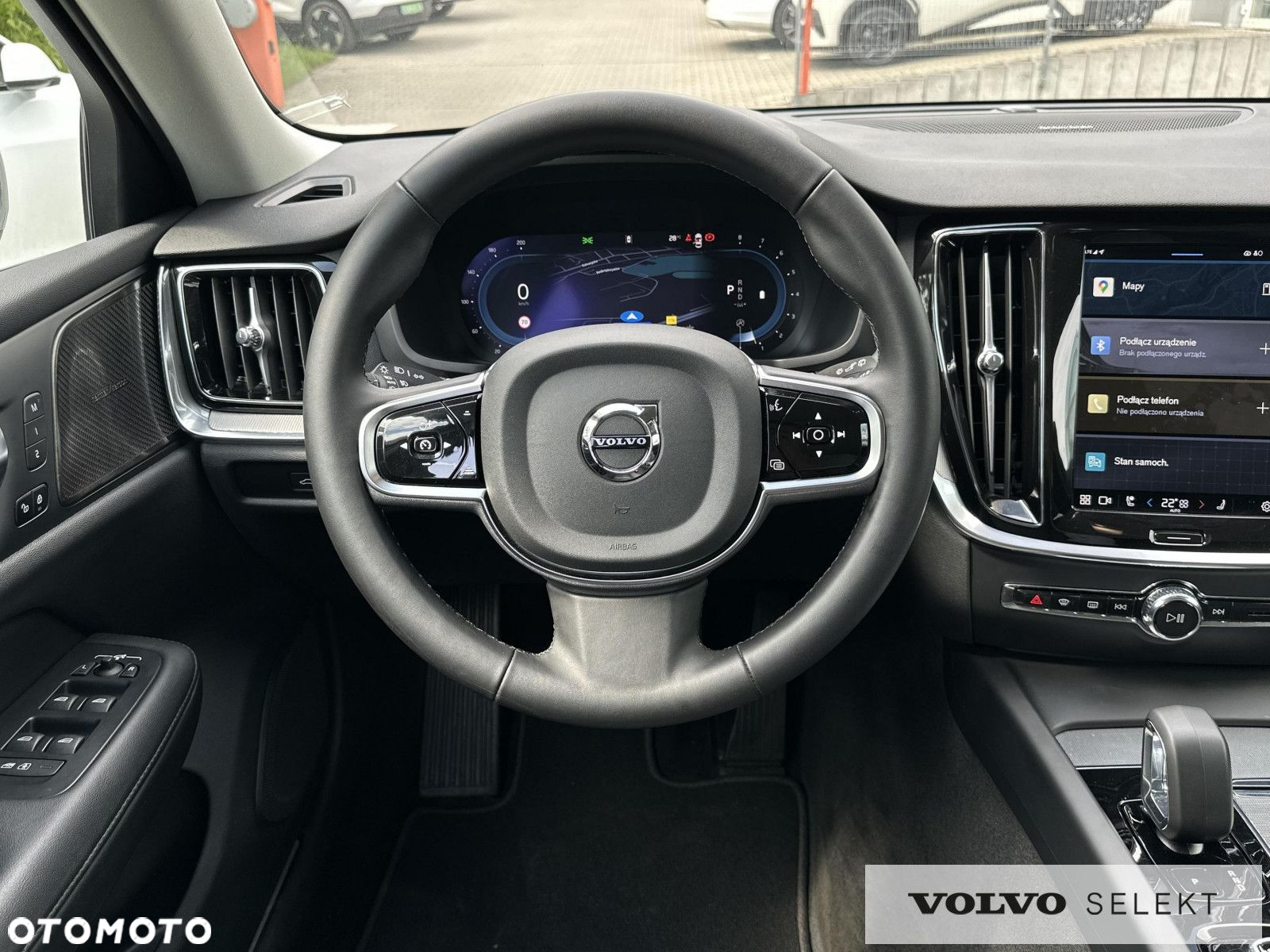 Volvo V60 Cross Country - 14