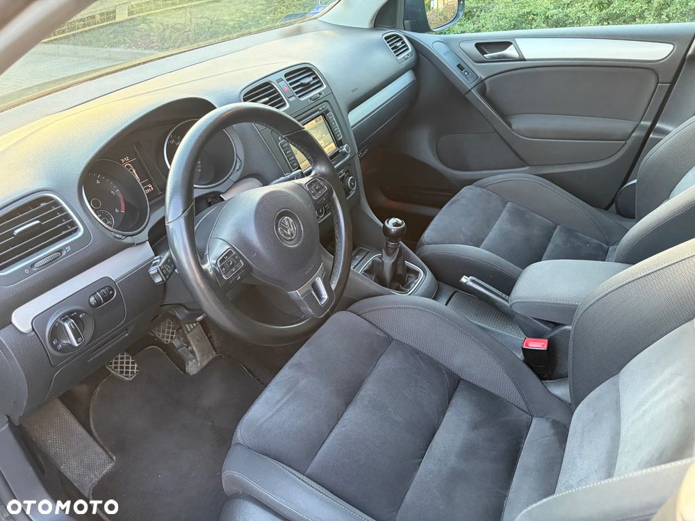 Volkswagen Golf 2.0 TDI Highline - 10
