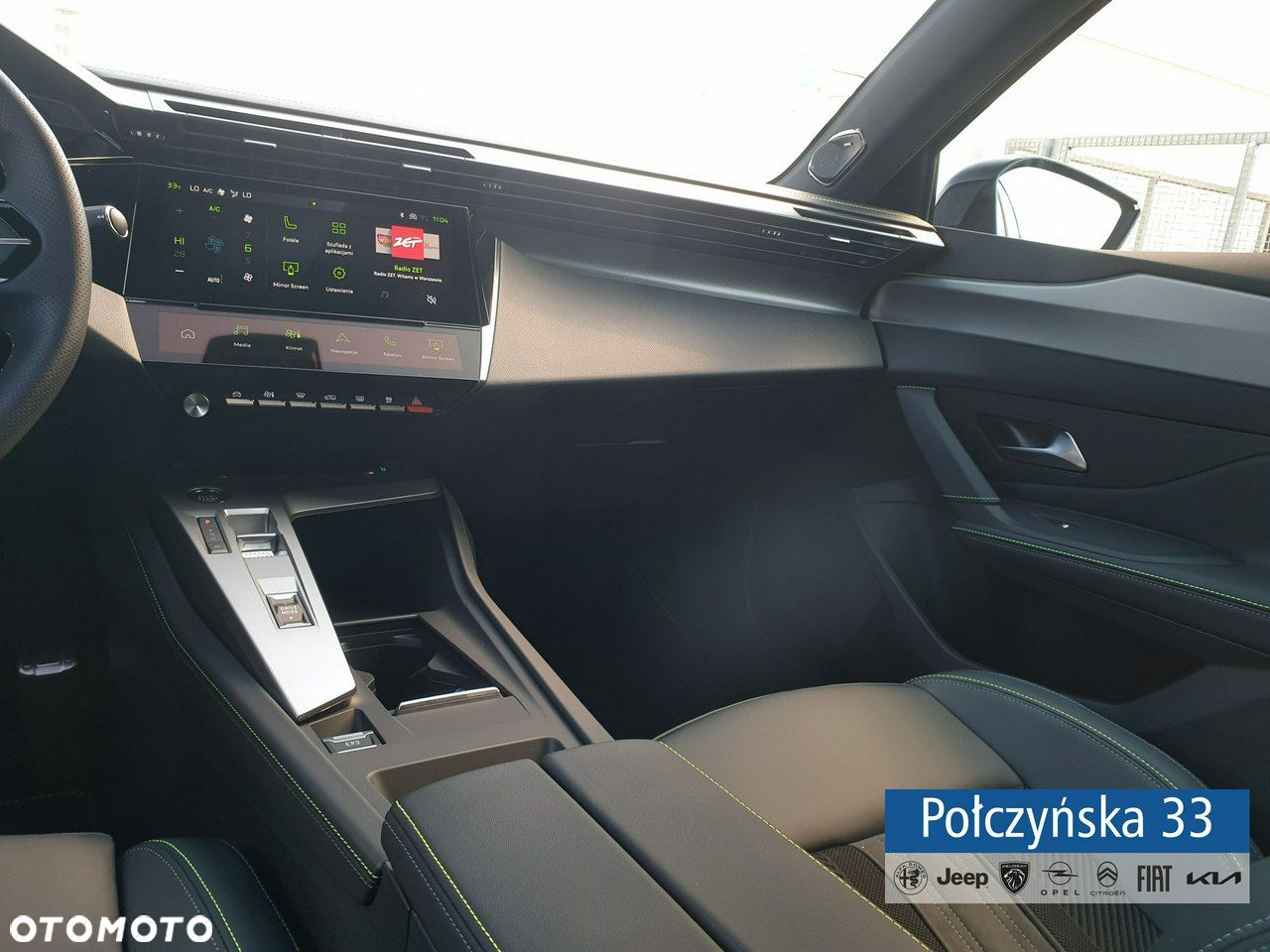 Peugeot 408 - 30