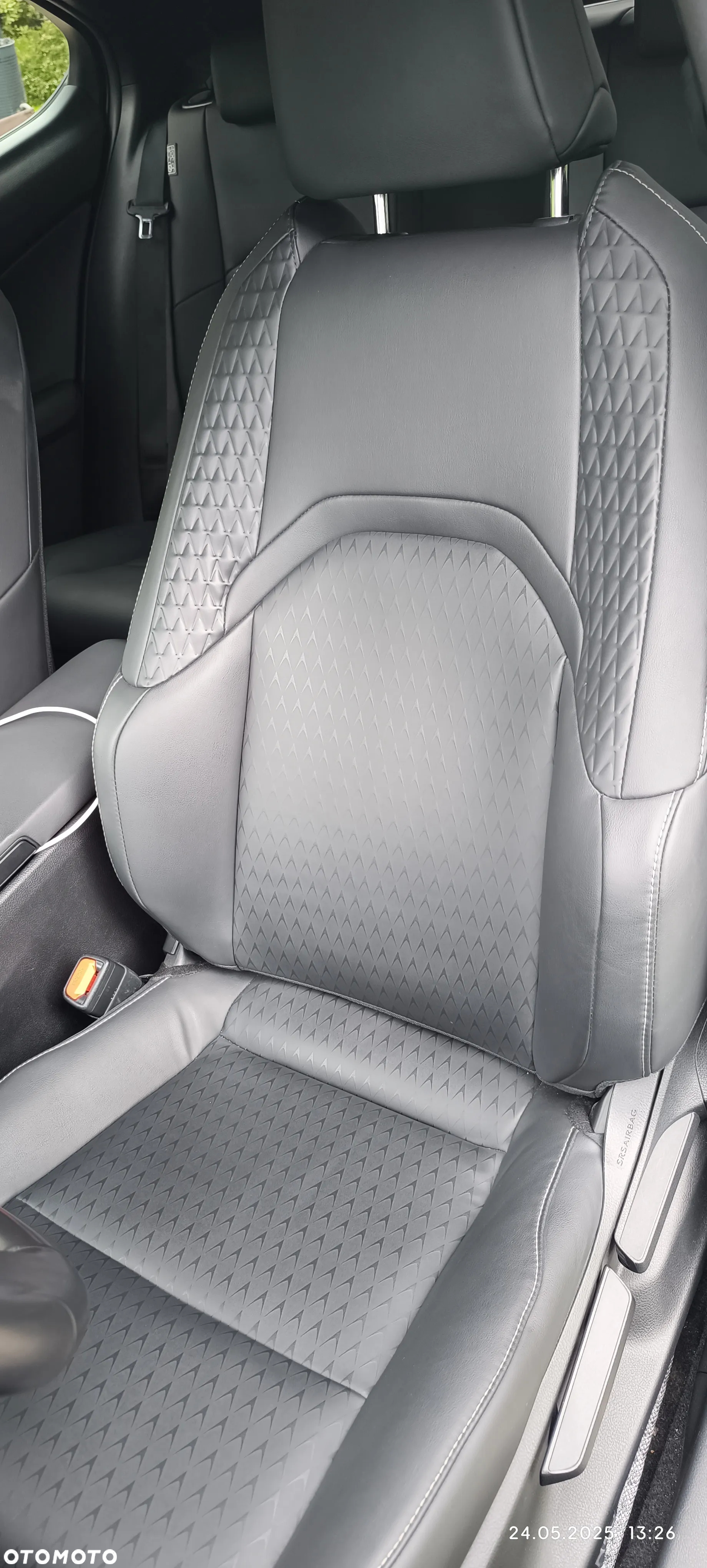 Lexus UX 250h GPF F Impression 2WD - 28