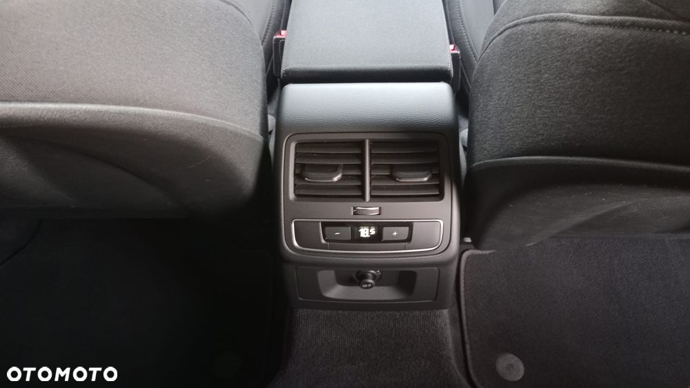 Audi A4 Avant - 11