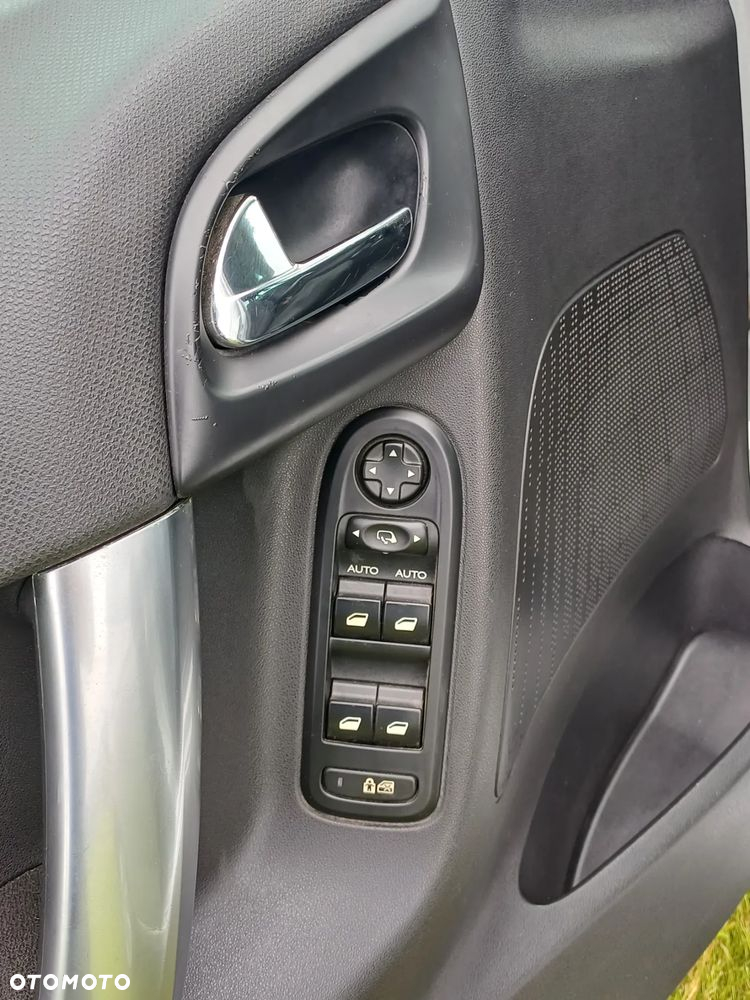 Citroën C3 VTi 120 Automatik Exclusive - 10