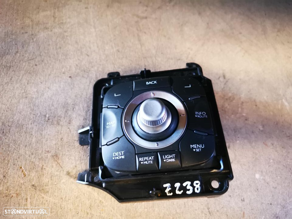 RENAULT MEGANE 3 / III COMUTADOR JOYSTICK GPS - Z238 - 2