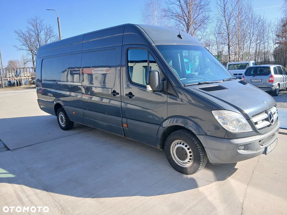 Mercedes-Benz SPRINTER 318 - 4