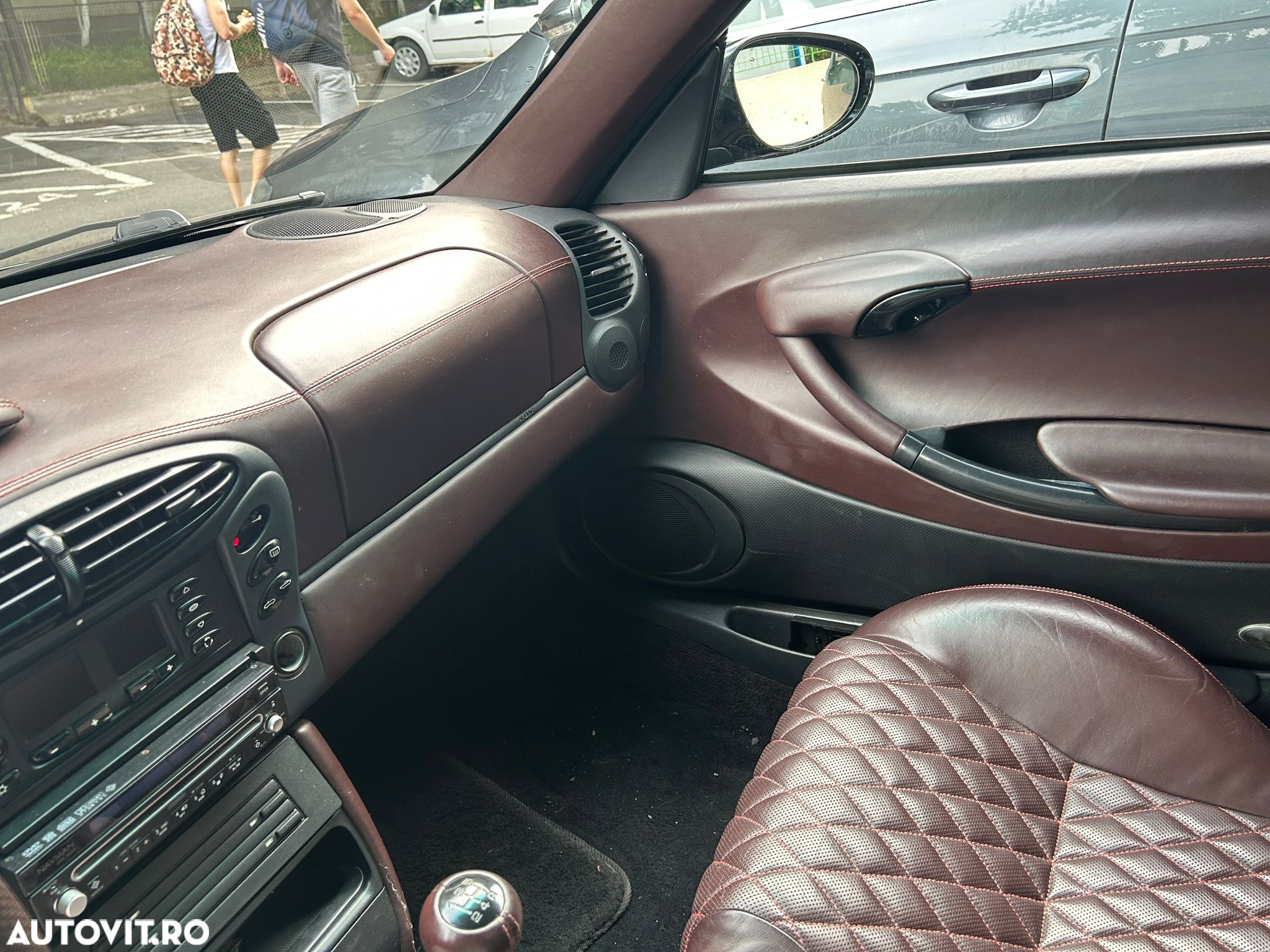 Porsche Boxster - 12