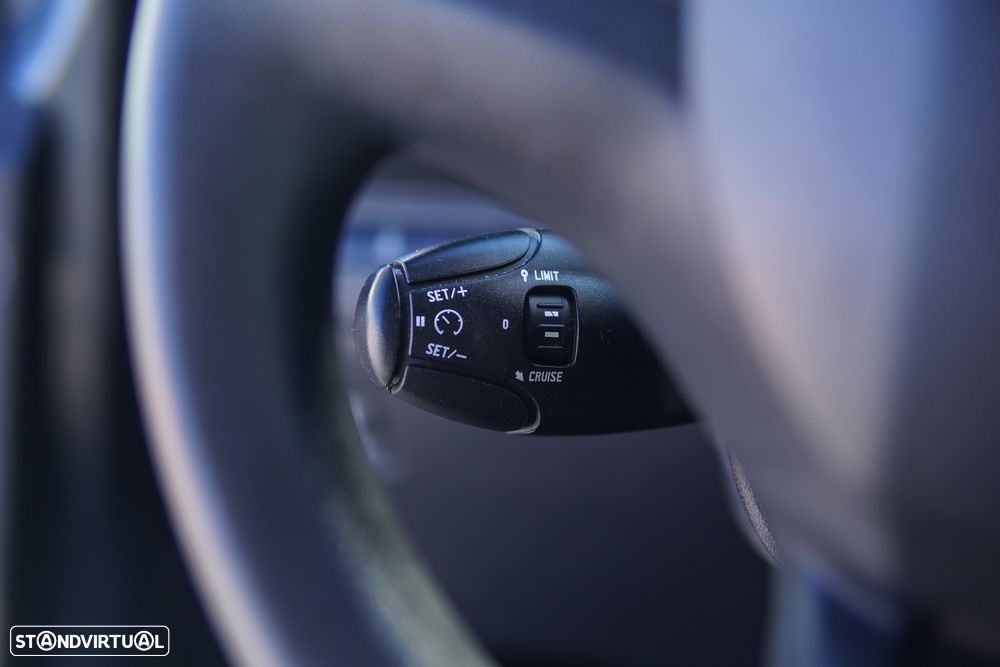 Peugeot 208 1.2 PureTech Style - 48