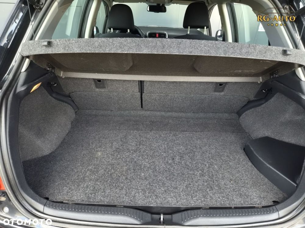 Toyota Auris - 28