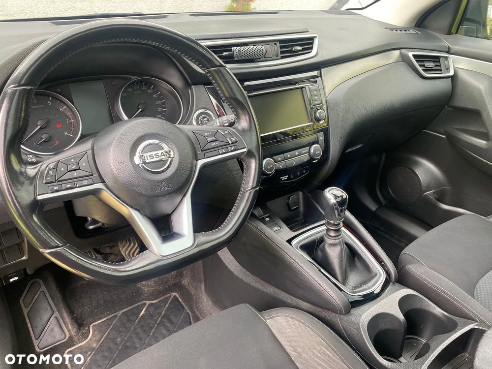Nissan Qashqai 1.3 DIG-T N-CONNECTA - 6