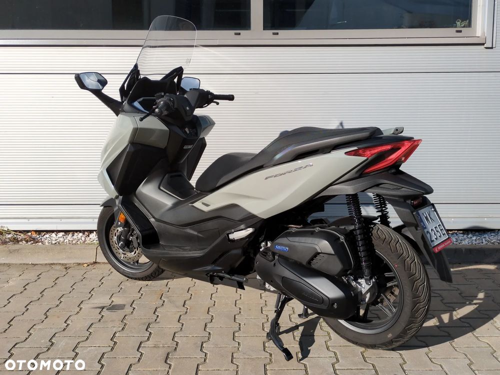 Honda NSS - 5