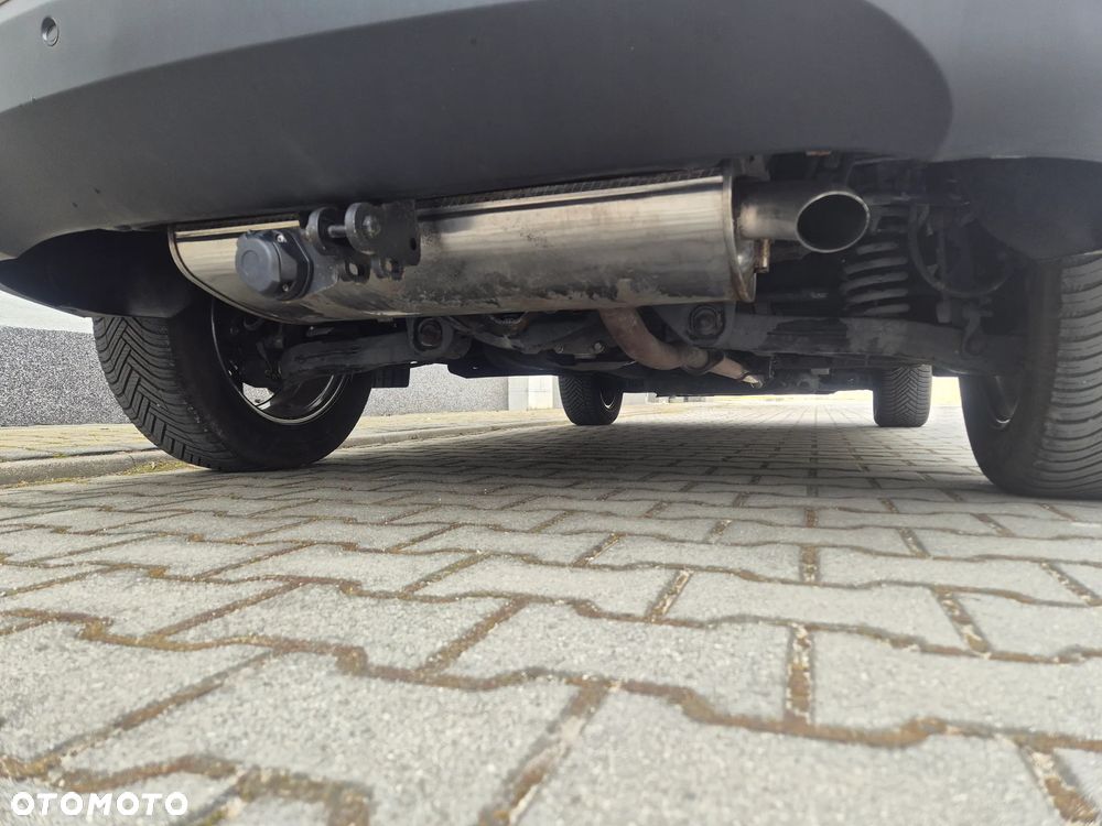 Hyundai ix35 2.0 CRDi 4WD Automatik Fifa World Cup Gold Edition - 22