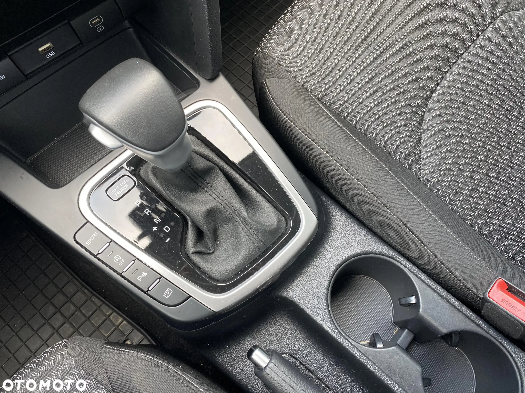 Kia Ceed 1.5 T-GDI M DCT - 13