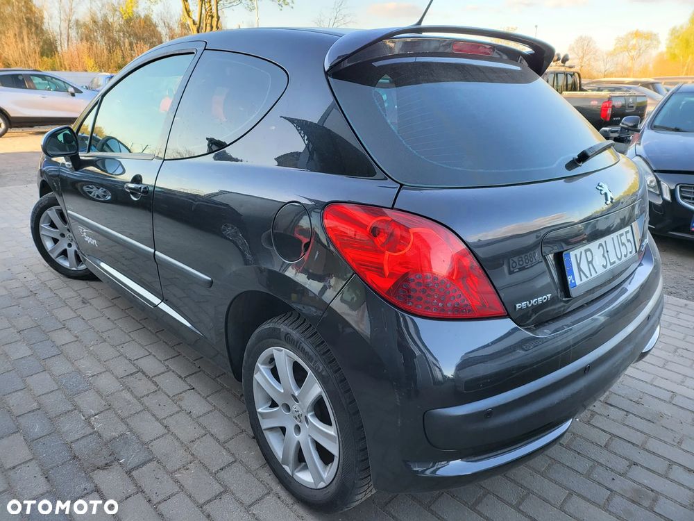 Peugeot 207 - 21