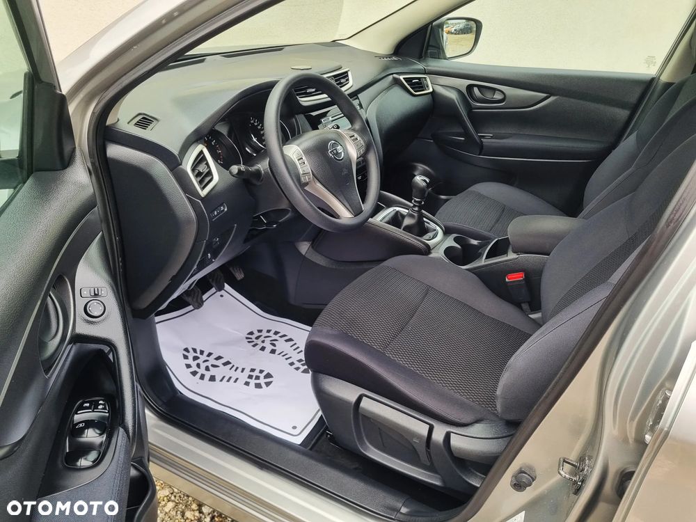 Nissan Qashqai 1.2 DIG-T Acenta EU6 - 8