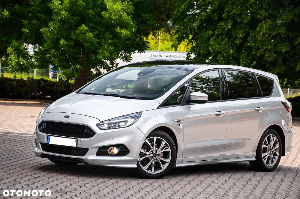 Ford S-Max - 12