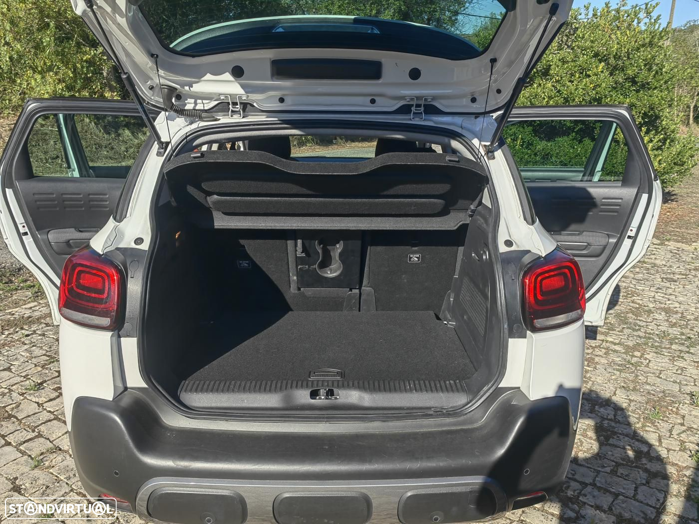 Citroën C3 Aircross 1.6 BlueHDi Feel S&S - 12