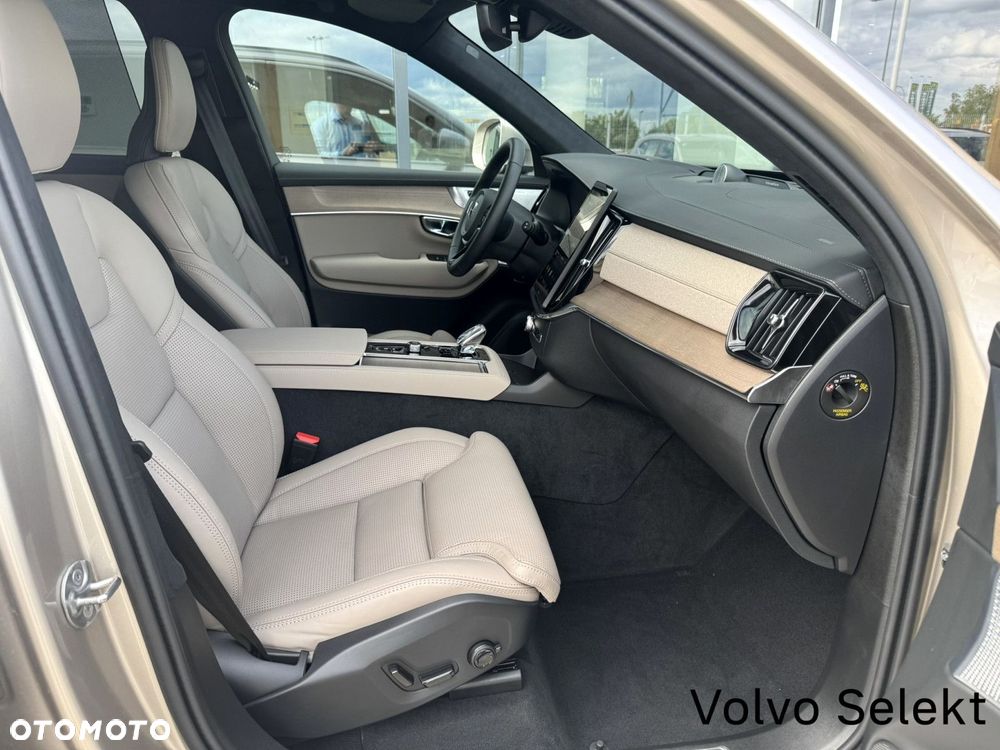 Volvo XC 90 B5 B AWD Ultra Bright 7os - 16