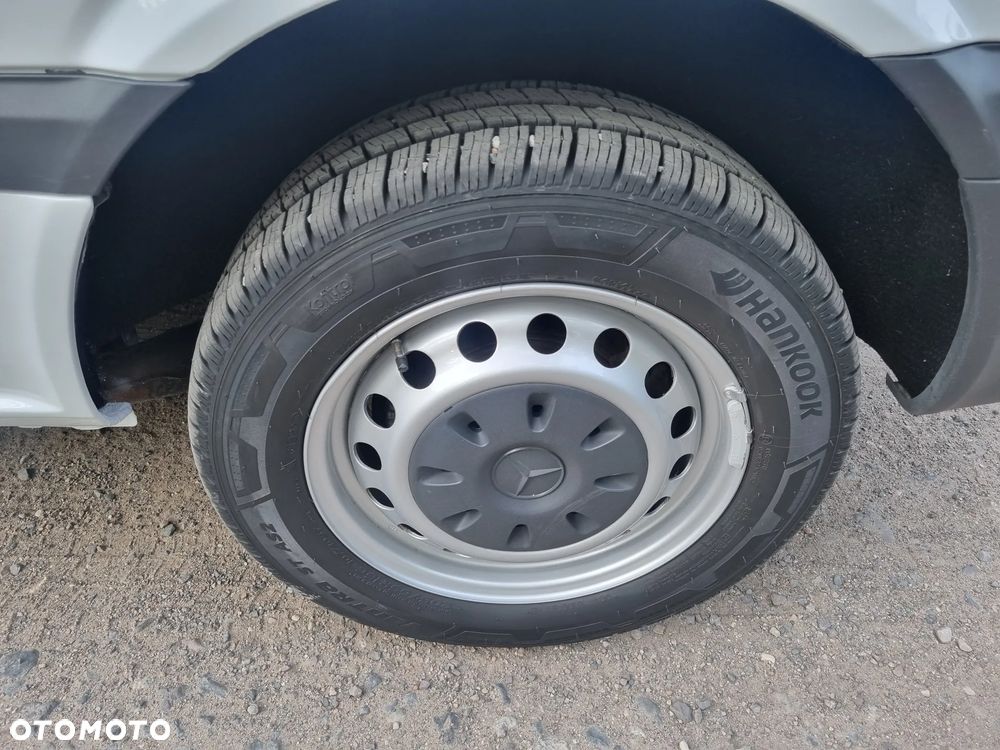 Mercedes-Benz Vito - 20