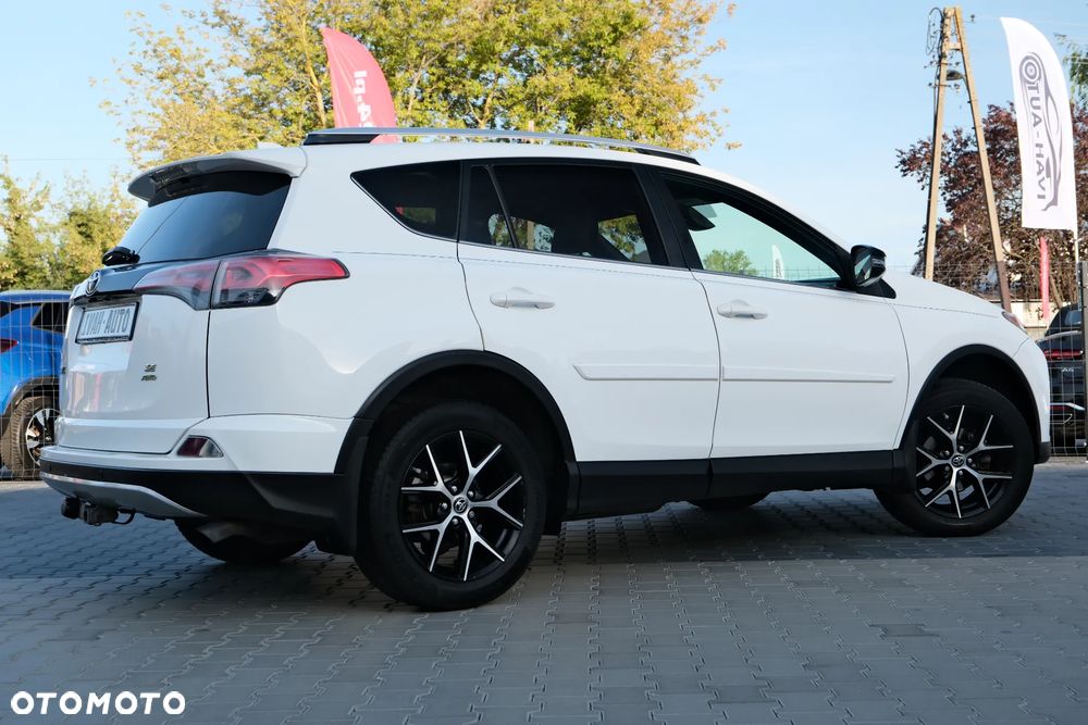 Toyota RAV4 - 12