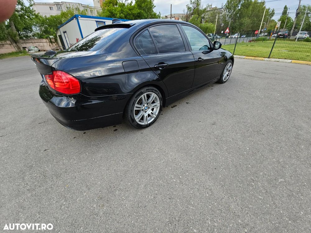 BMW Seria 3 320d - 21