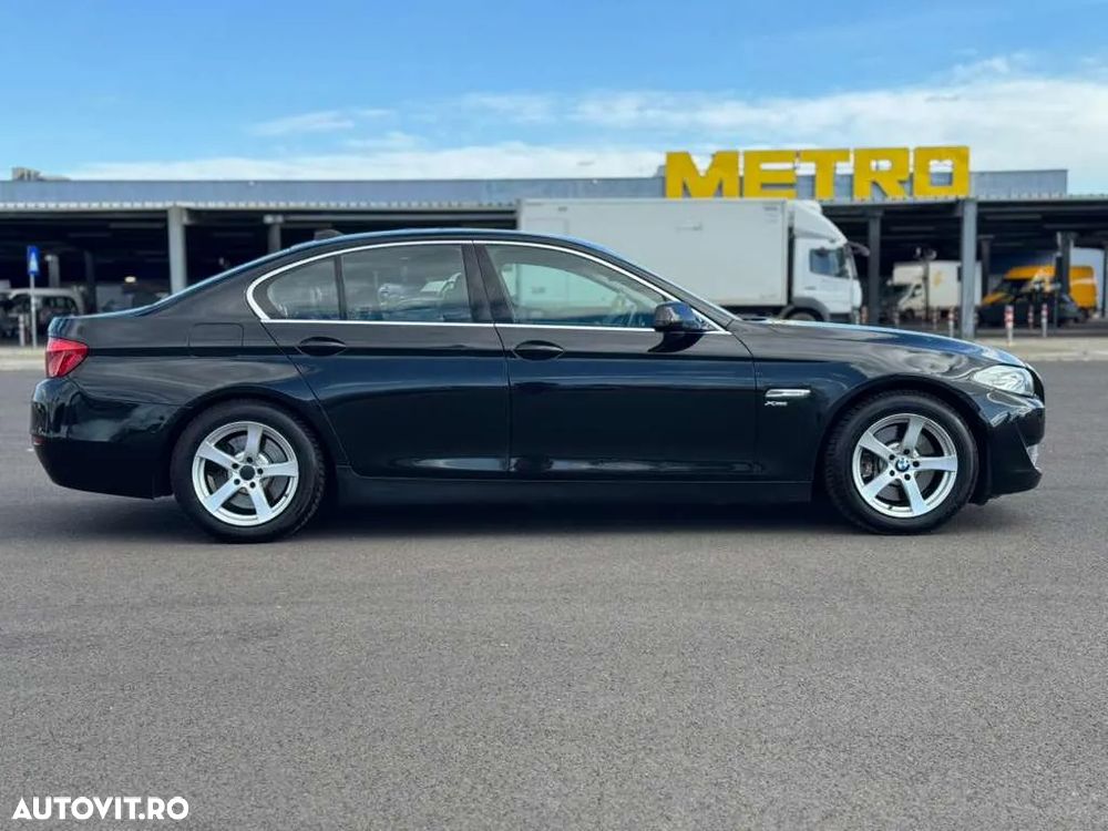BMW Seria 5 530d xDrive - 18