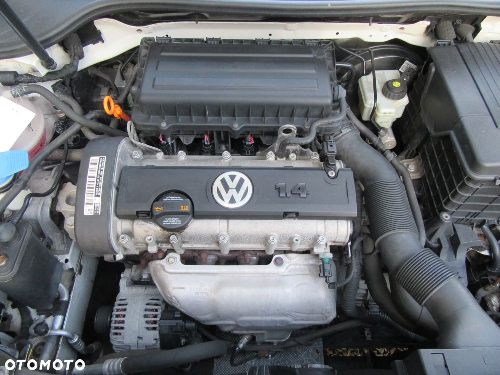 Volkswagen Golf - 16