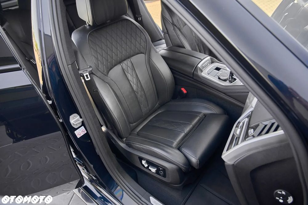 BMW X6M M50d - 22