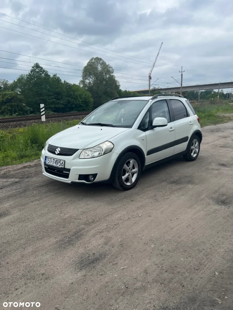Suzuki SX4 - 10