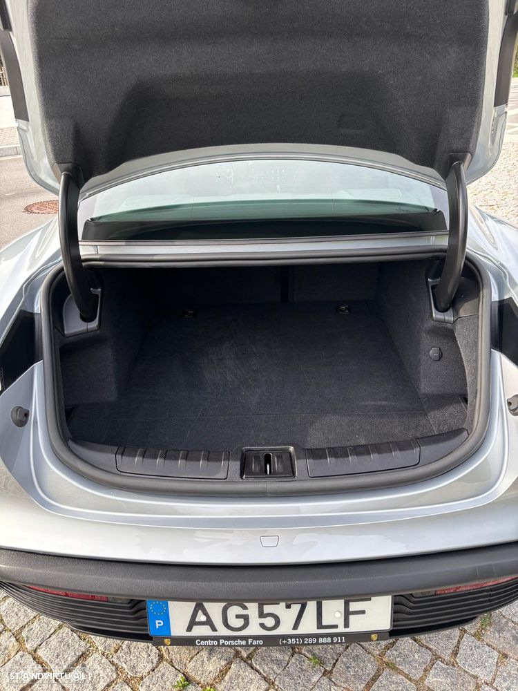 Porsche Taycan Standard - 26