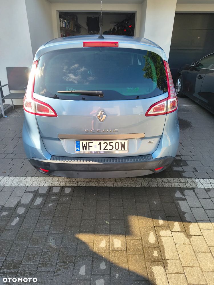 Renault Scenic 1.5 dCi Luxe Expression - 4